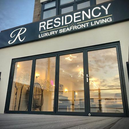 Residency Luxury Seafront Hotel แบล็คพูล ภายนอก รูปภาพ