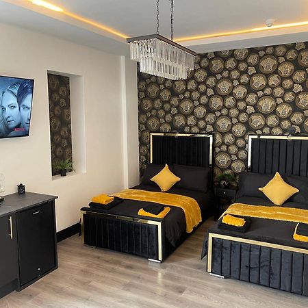 Residency Luxury Seafront Hotel แบล็คพูล ภายนอก รูปภาพ