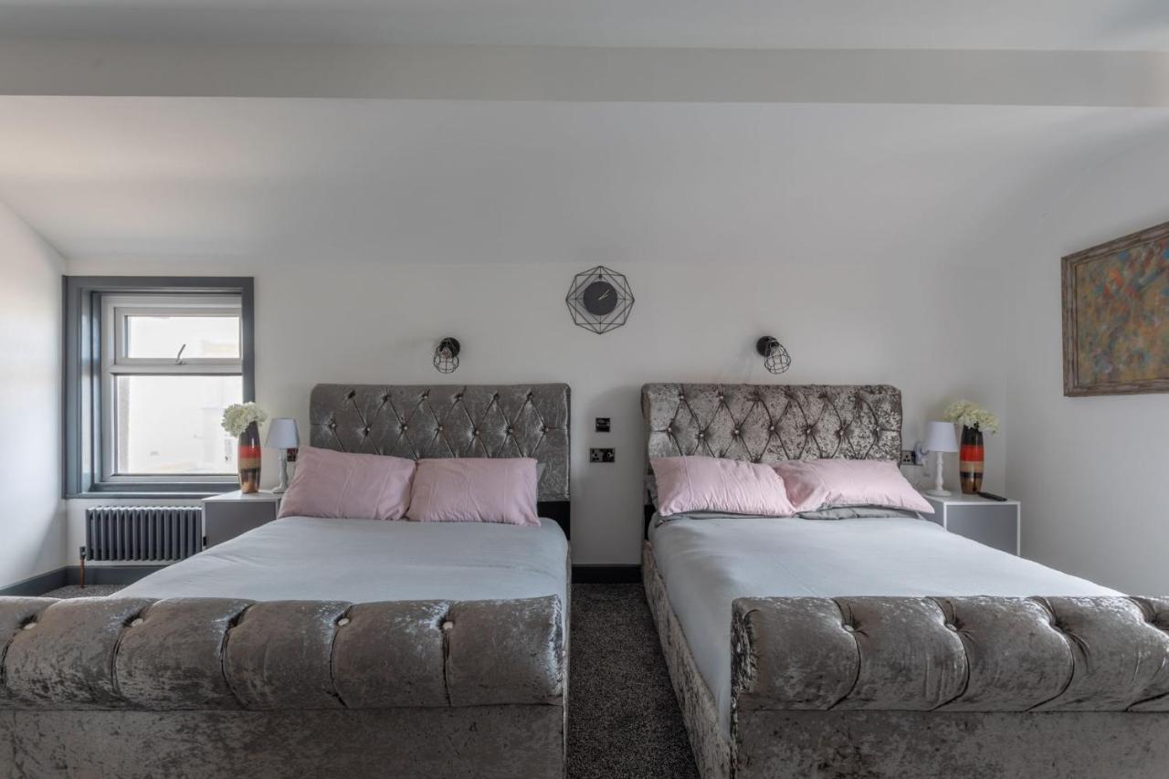Residency Luxury Seafront Hotel แบล็คพูล ภายนอก รูปภาพ