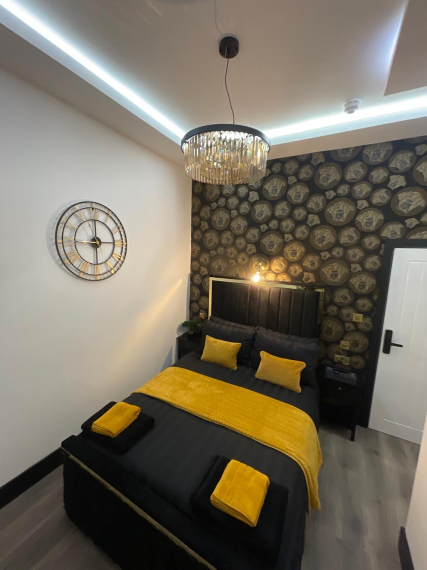 Residency Luxury Seafront Hotel แบล็คพูล ภายนอก รูปภาพ